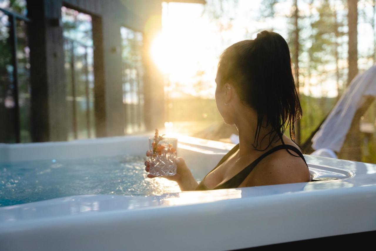 Kuru Resort Rantasalmi Exteriör bild